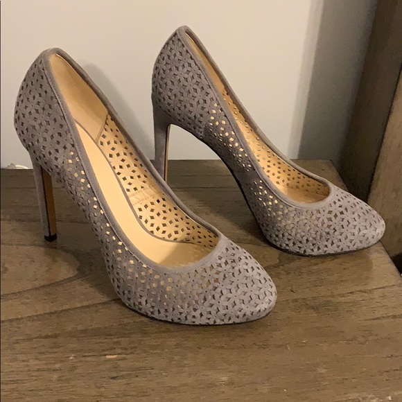 nine west grey heels